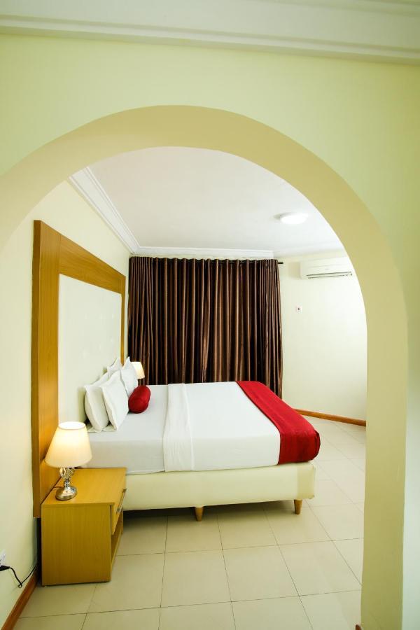 Chateux De Atlantique Hotel Aliayabiagba 外观 照片