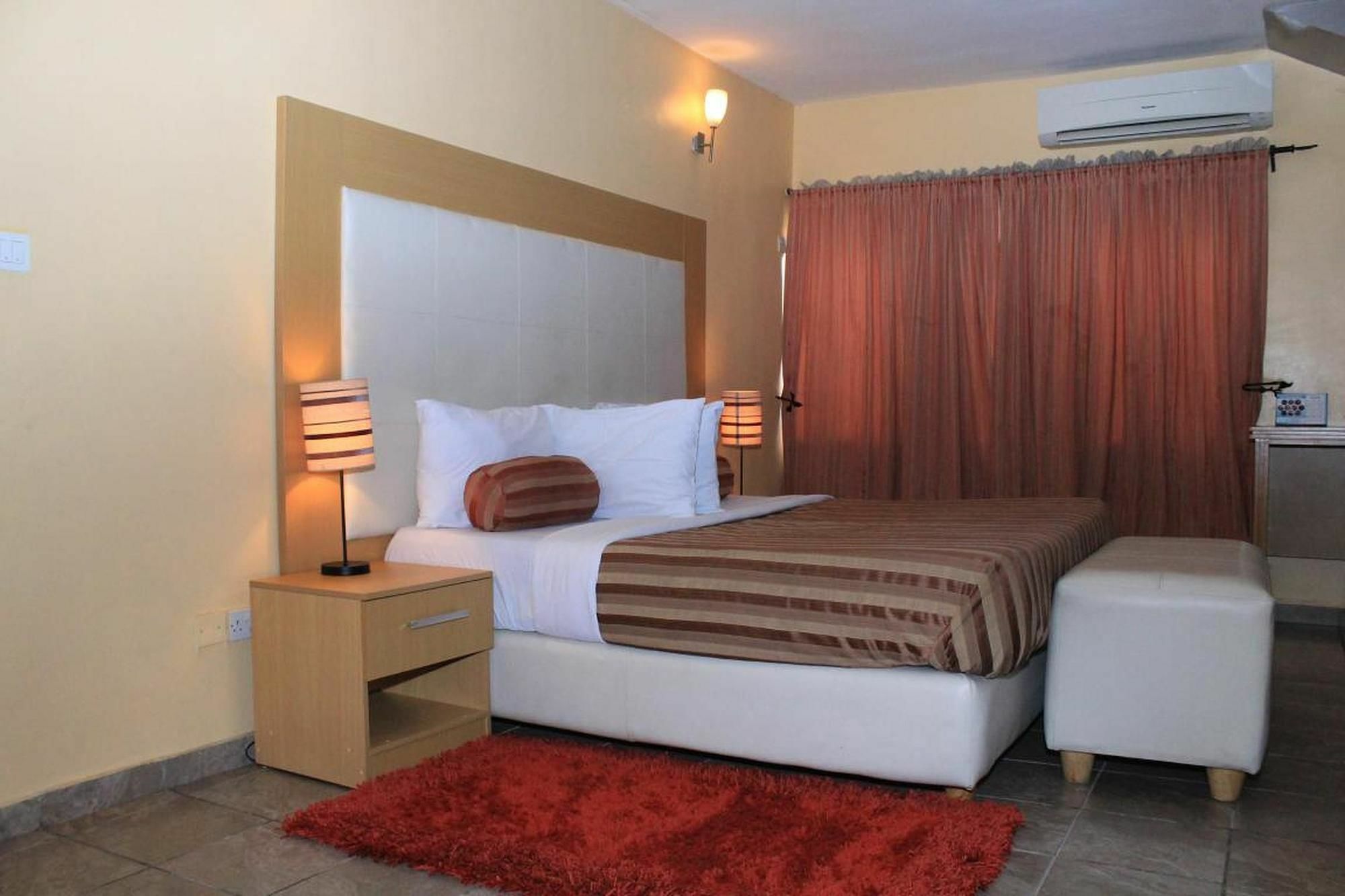 Chateux De Atlantique Hotel Aliayabiagba 外观 照片